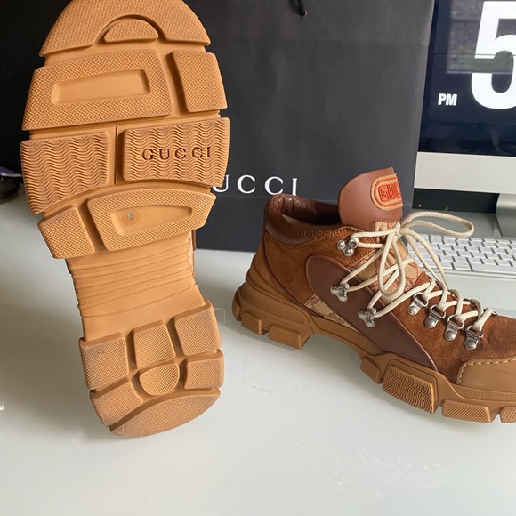 Gucci Flashtrek Sneakers - Picture 5 of 6